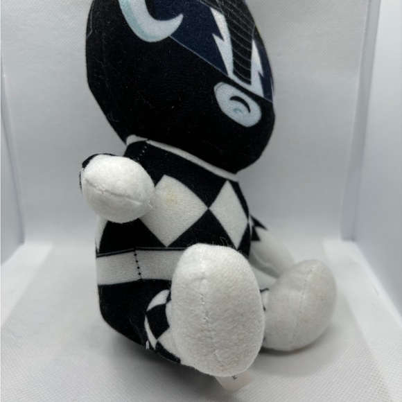 Mighty Morphin Power Rangers Plush Black/White Saban’s Hasbro 8” Tall - Picture 6 of 8